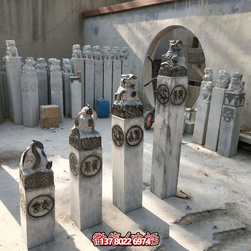 四神馬柱拴，融匯大理石精致雕塑，為園林景觀裝點增添濃濃韻味