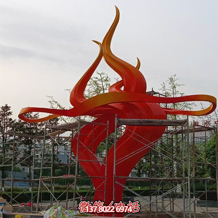 創(chuàng)意景觀不銹鋼雕塑擺件，點(diǎn)亮小區(qū)別墅美景