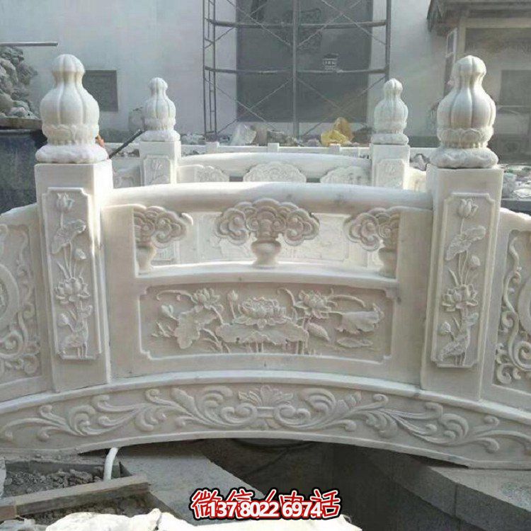 欣賞大理石雕塑的美景，玩轉(zhuǎn)庭院石拱橋