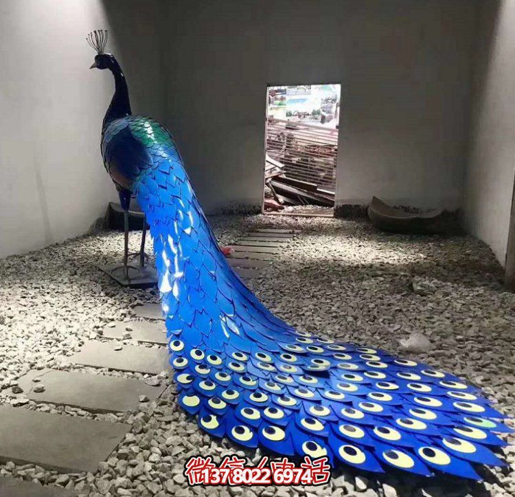 優(yōu)質(zhì)不銹鋼孔雀雕塑，為城市廣場添彩