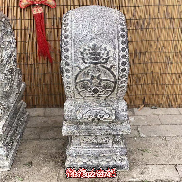青石石雕抱鼓，點綴園林之美