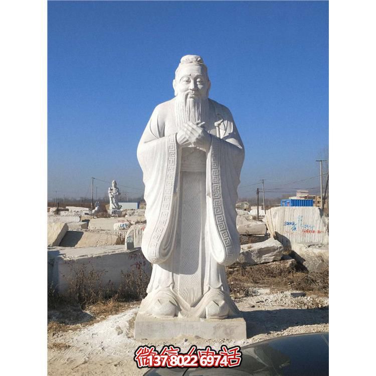 校園大理石雕像，傳承孔子思想