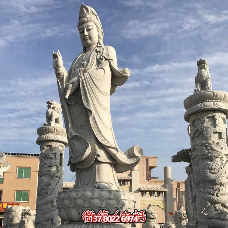 滴水觀音大型雕塑，欣賞美麗的戶外景點(diǎn)