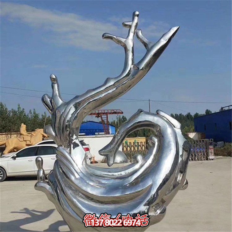 不銹鋼鏡面雕塑，為戶(hù)外廣場(chǎng)增添海浪般的浪花氣息