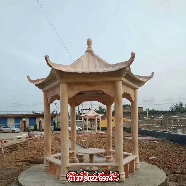中式天然石材涼亭，晚霞紅休息下棋