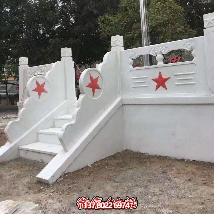石欄桿護欄系統(tǒng)，為大理學校、政府及單位提供安全升旗臺