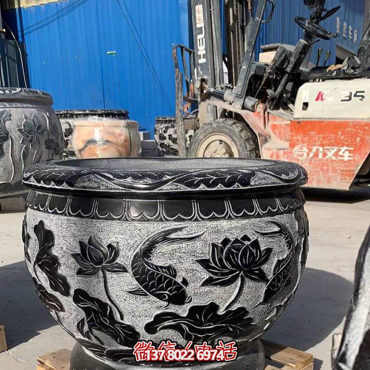 精美荷花浮雕缸，融合經(jīng)典元素，打造清新安靜空間