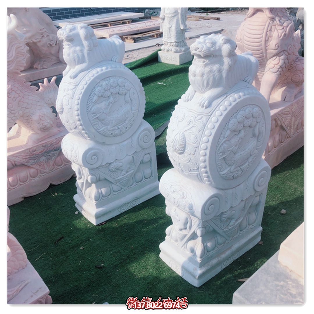 精美石雕獅子雕塑，裝點(diǎn)精致庭院