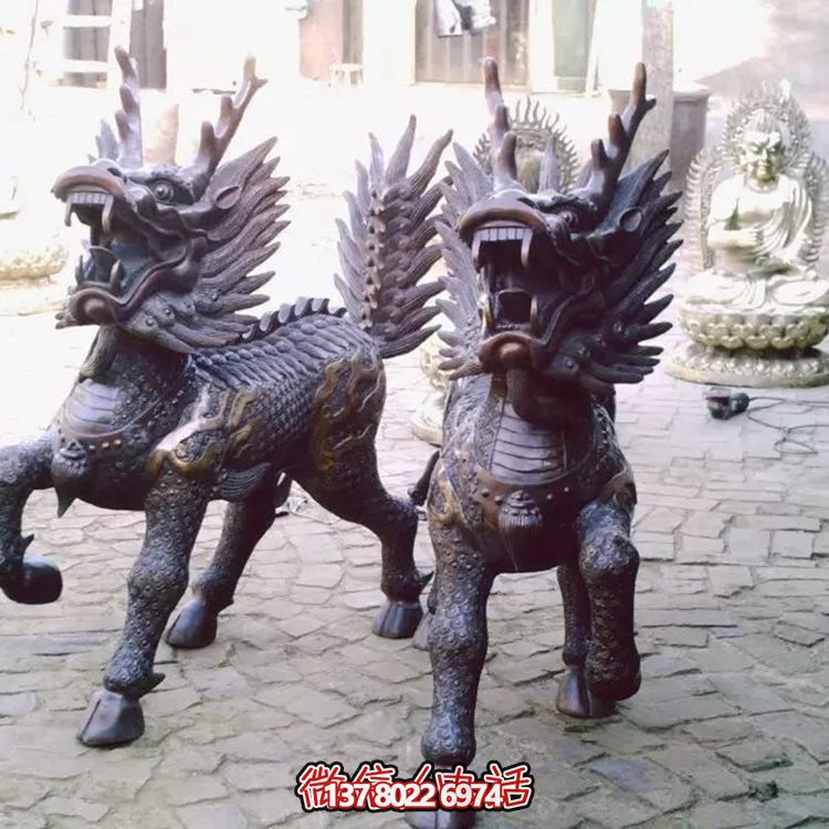不銹鋼雕塑——精美的麒麟，奔跑、吼叫的象征