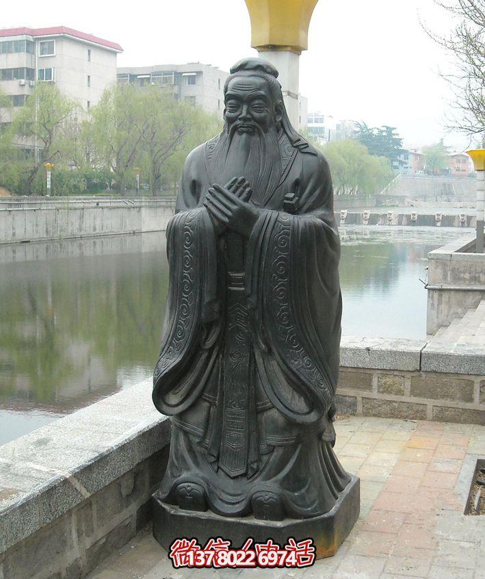 歷史名人雕塑，銅像點(diǎn)綴湖邊公園小區(qū)