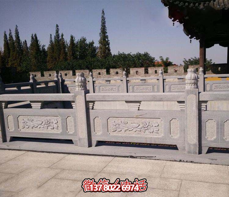 精美青石雕刻欄桿，為您的景區(qū)水池添彩