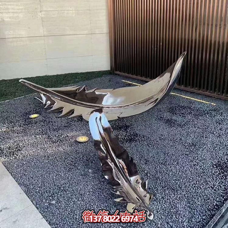 不銹鋼羽毛擺件鏡面裝飾，點亮戶外公園