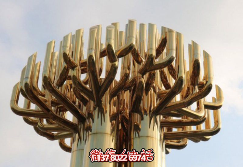 不銹鋼大樹雕塑，金色噴涂