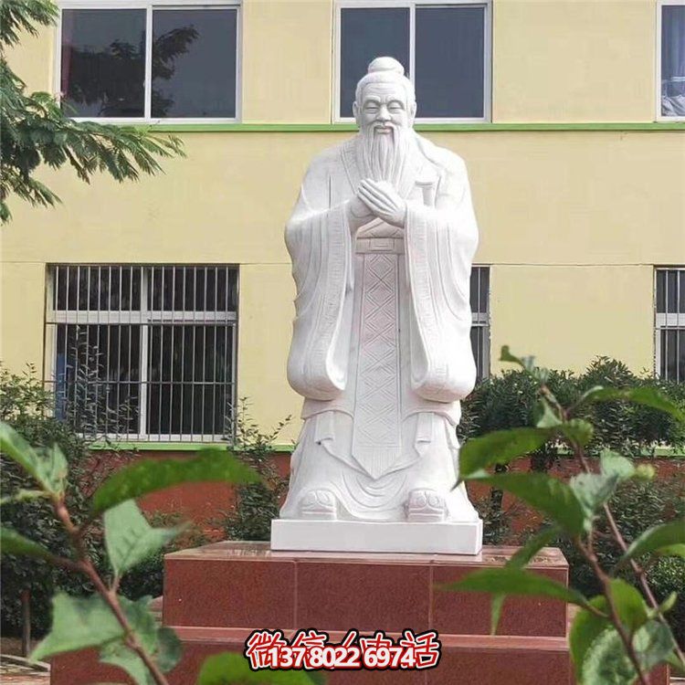 孔子雕像，傳承歷史文化
