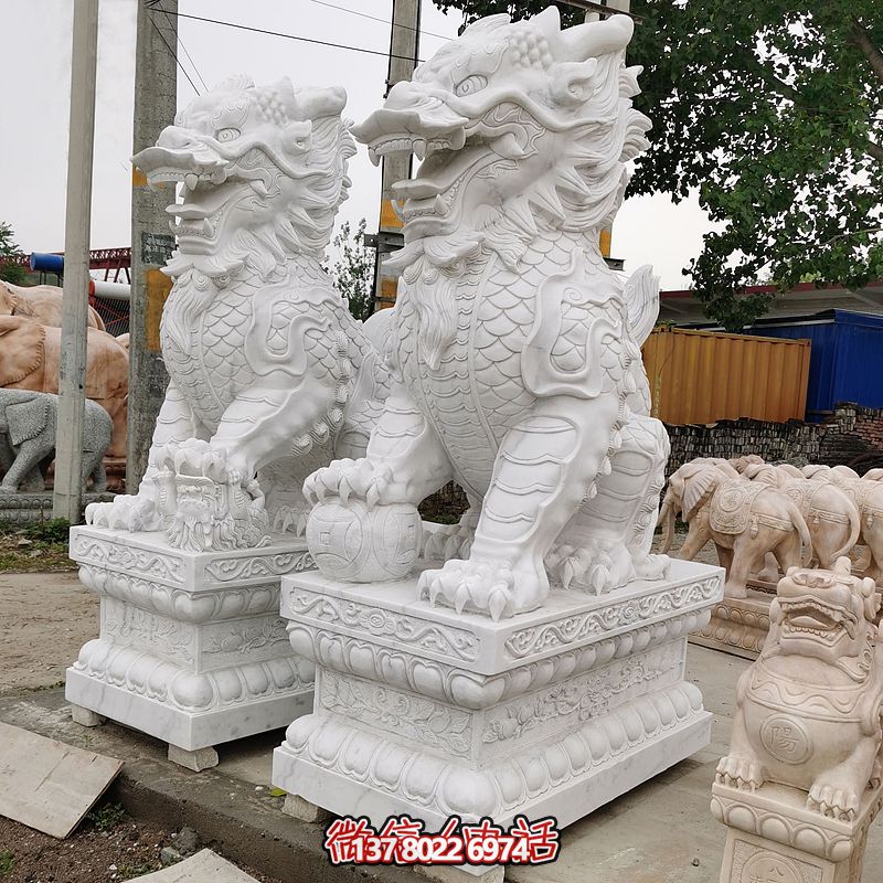 古典漢白玉大型麒麟景觀雕塑，點綴庭院、別墅神秘氣息