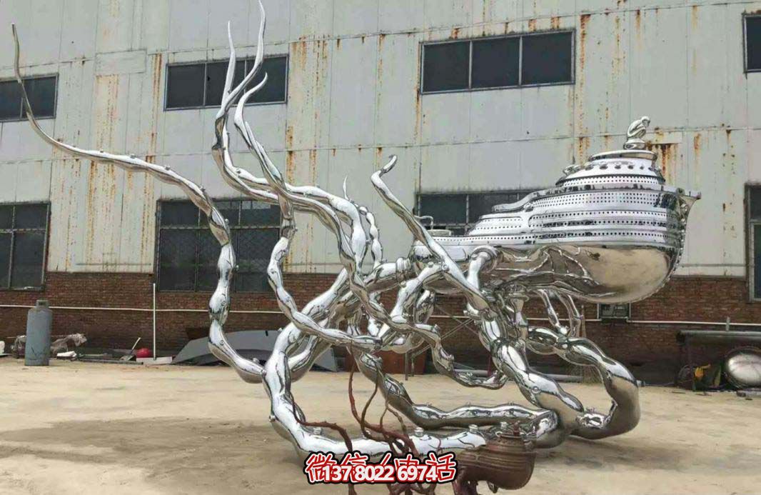 商業(yè)街戶(hù)外擺放造型奇特鏡面不銹鋼船雕塑 商業(yè)街戶(hù)外擺放造型奇特鏡面不銹鋼船雕塑