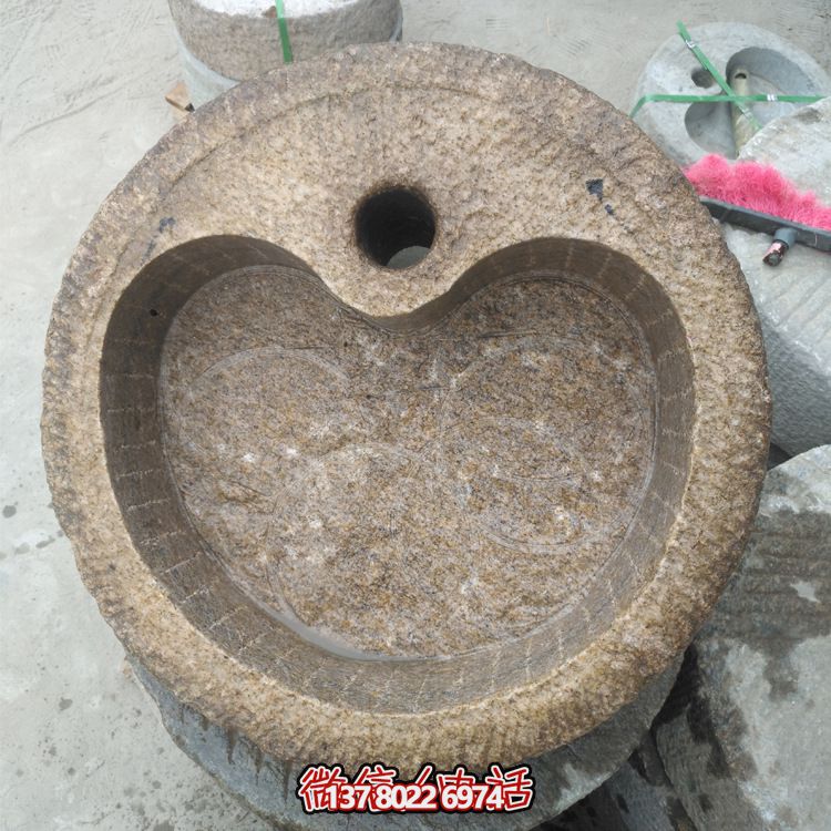 老舊石槽石頭洗手盆石缸水槽庭院陽(yáng)臺(tái)流水景觀(guān)擺件 老舊石槽石頭洗手盆石缸水槽庭院陽(yáng)臺(tái)流水景觀(guān)擺件